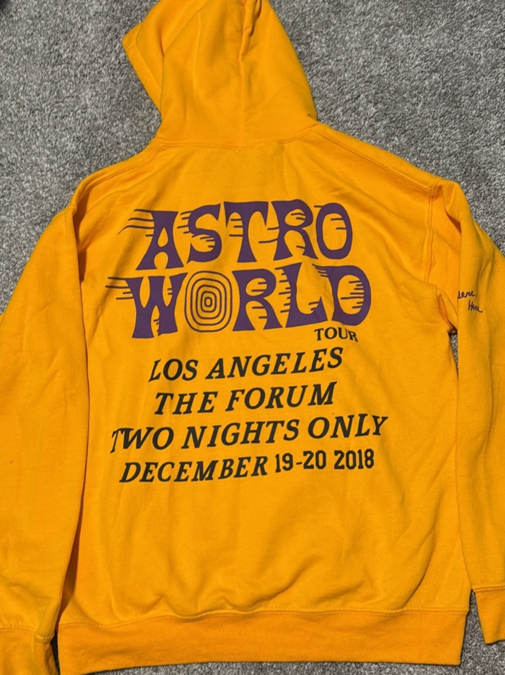 Travis Scott Astroworld 2018 Forum Los Angeles Tour Hoodie Medium